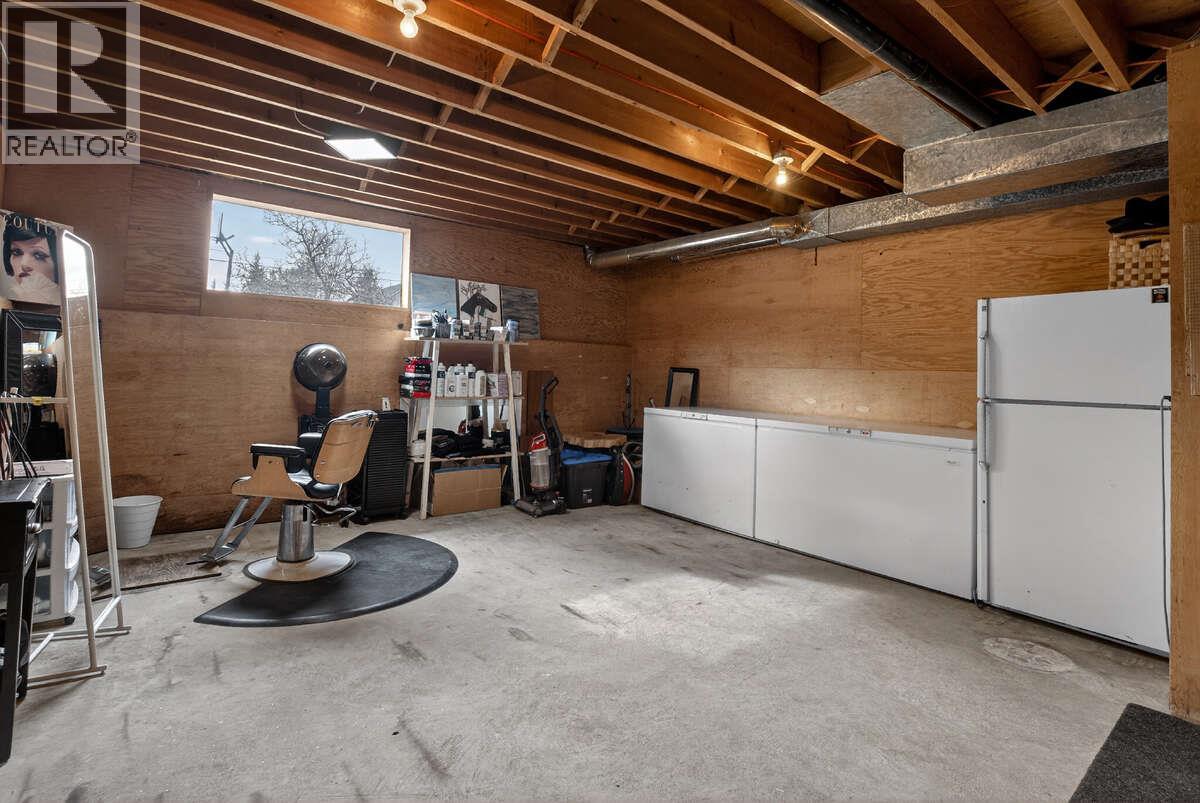 502 Pine Street, Sicamous, British Columbia  V0E 2V0 - Photo 33 - 10380914