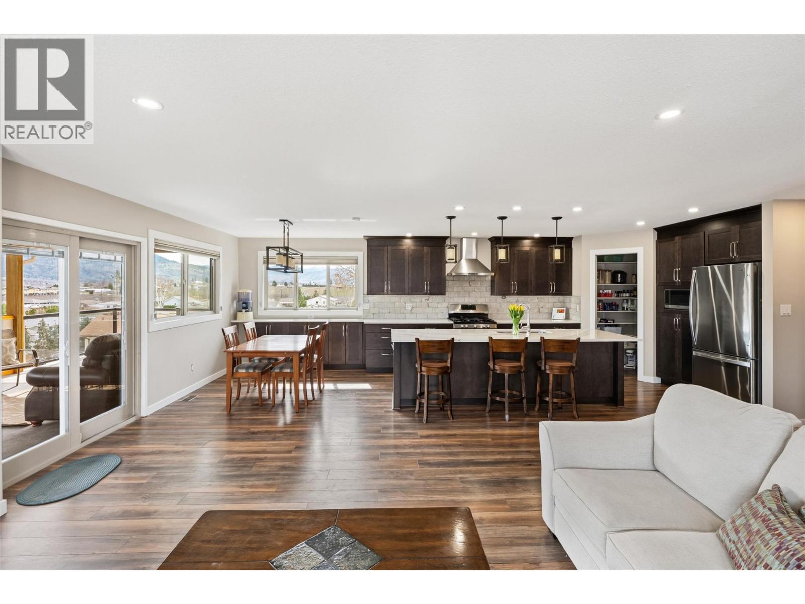 787 Kettle Avenue, Oliver, British Columbia  V0H 1T0 - Photo 6 - 10380783