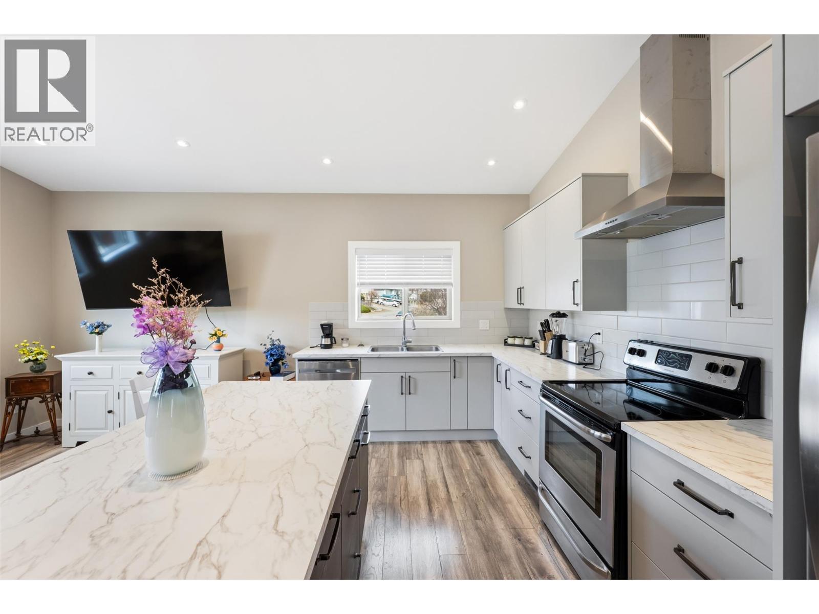 787 Kettle Avenue, Oliver, British Columbia  V0H 1T0 - Photo 64 - 10380783