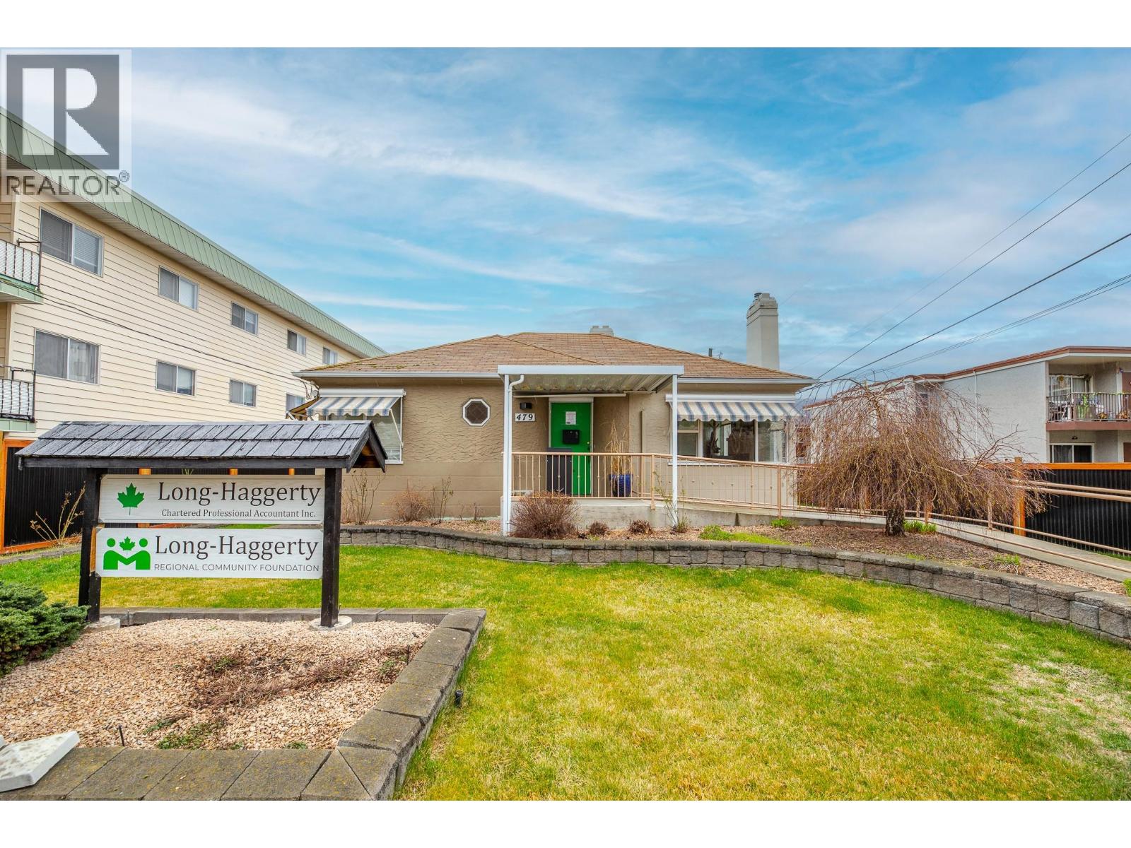 479 Winnipeg Street, Penticton, British Columbia  V2A 5M7 - Photo 2 - 10380013