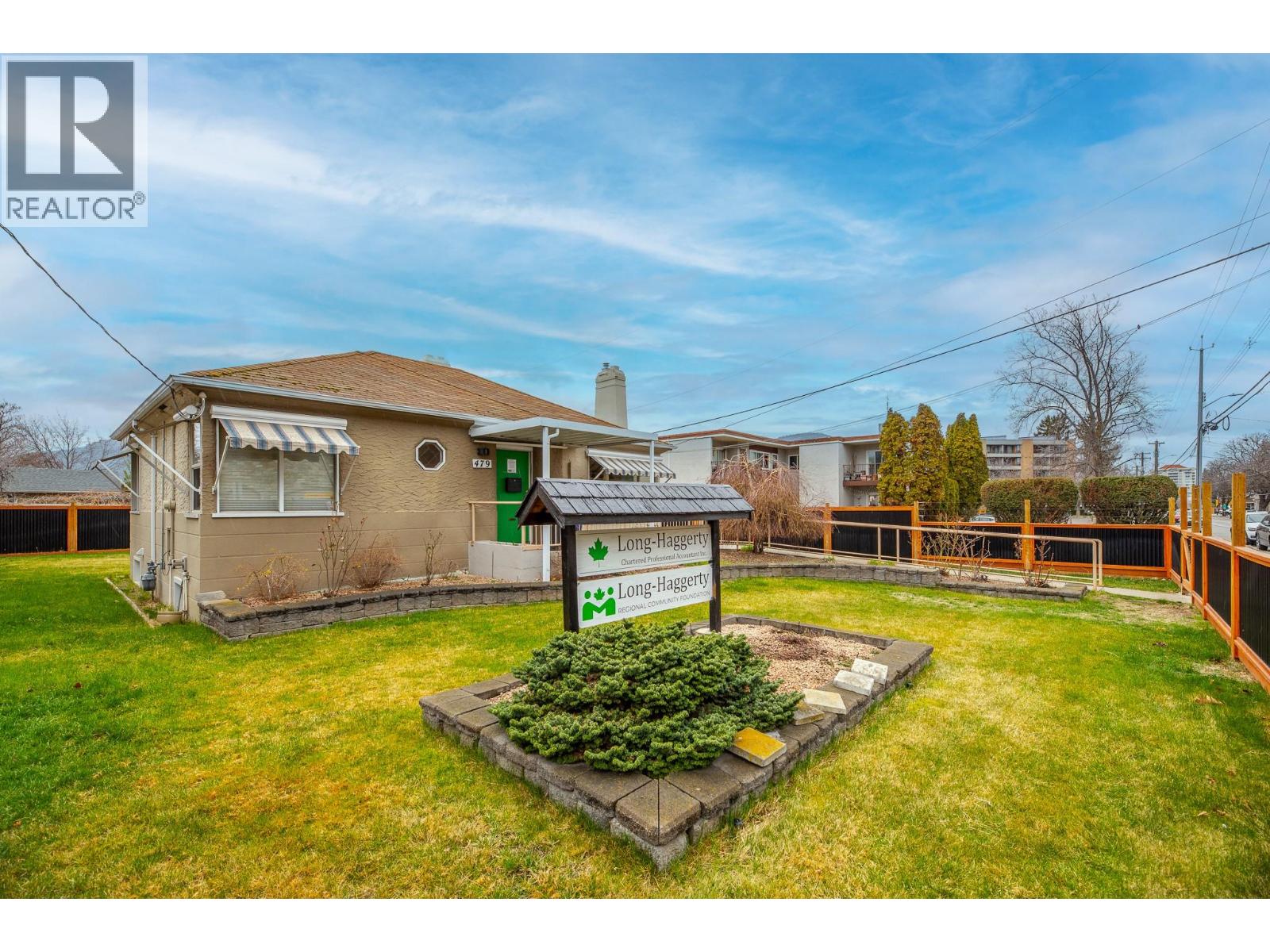 479 Winnipeg Street, Penticton, British Columbia  V2A 5M7 - Photo 3 - 10380013