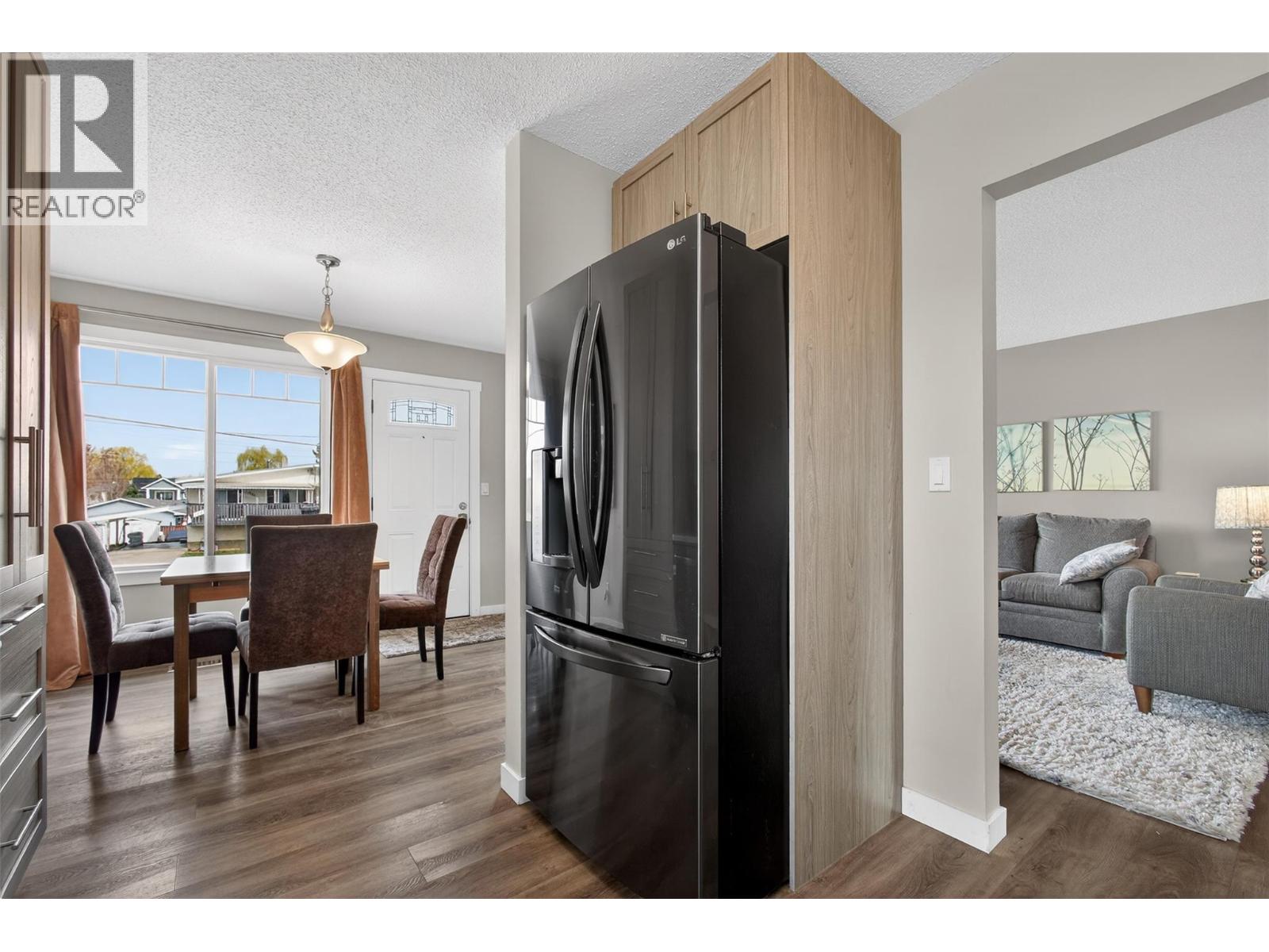 1085 Alta Dena Road, Kelowna, British Columbia  V1X 4K1 - Photo 6 - 10379614