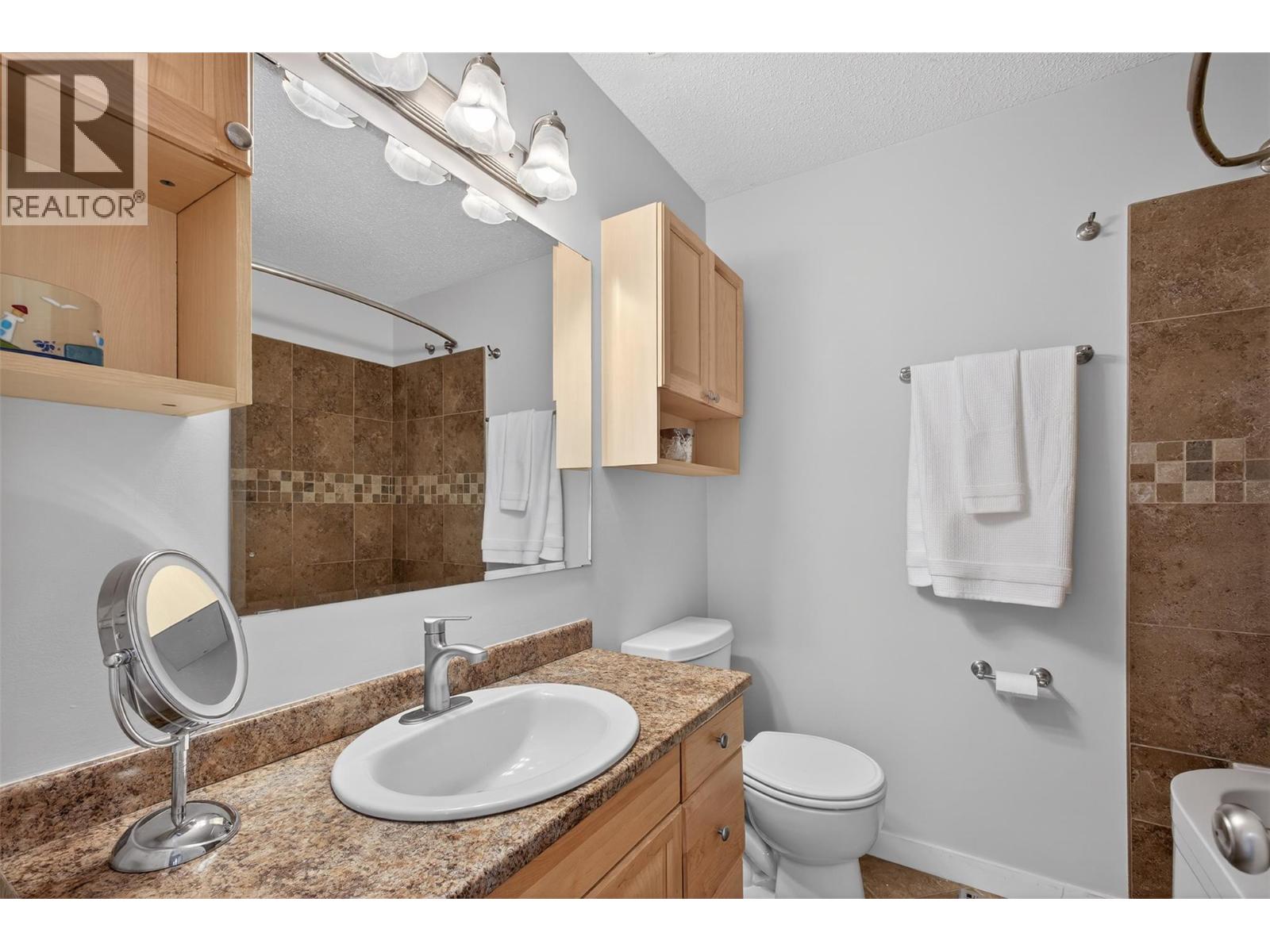 1085 Alta Dena Road, Kelowna, British Columbia  V1X 4K1 - Photo 9 - 10379614