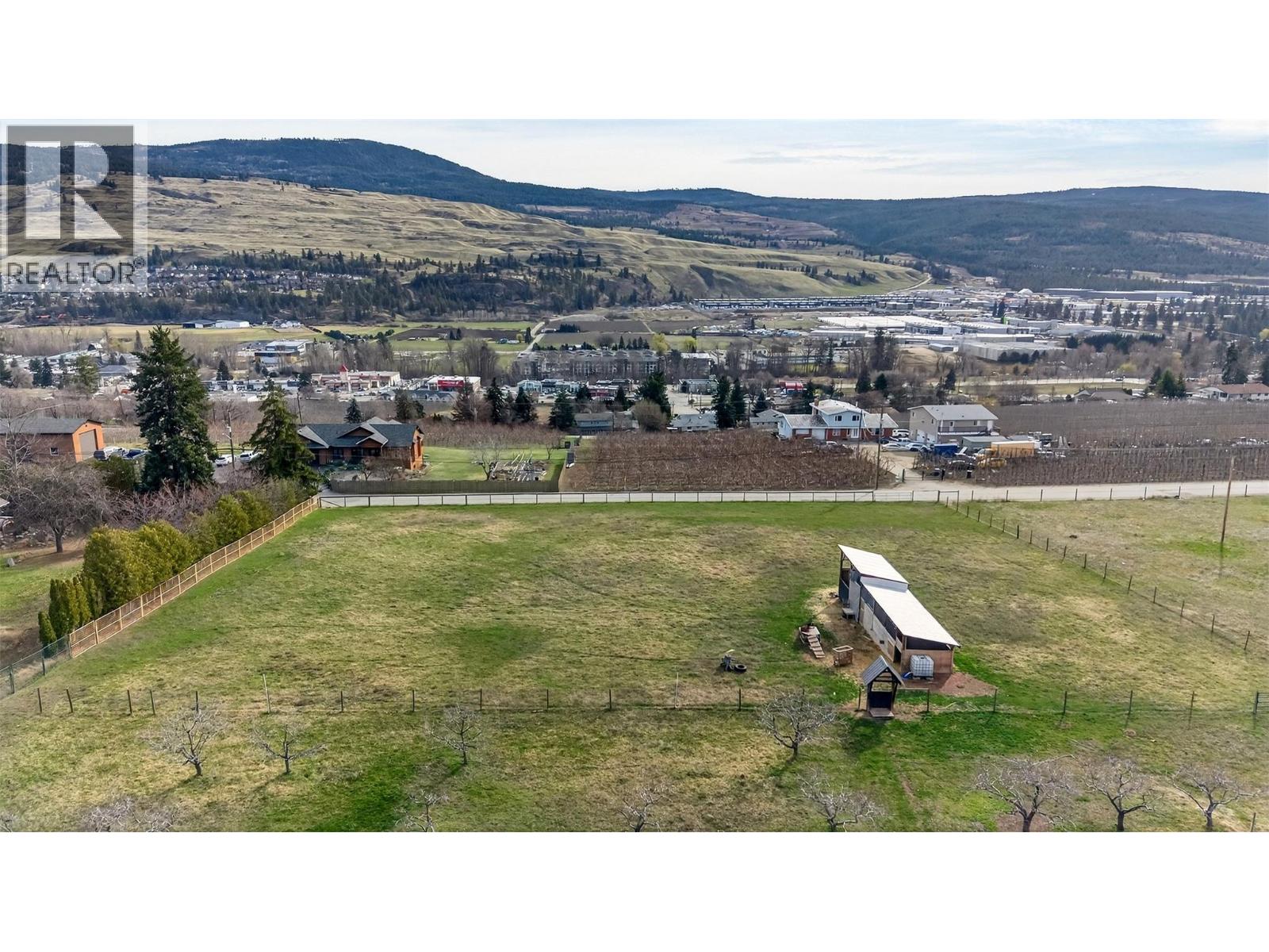 9931 Seaton Road, Lake Country, British Columbia  V4V 1L4 - Photo 3 - 10380814