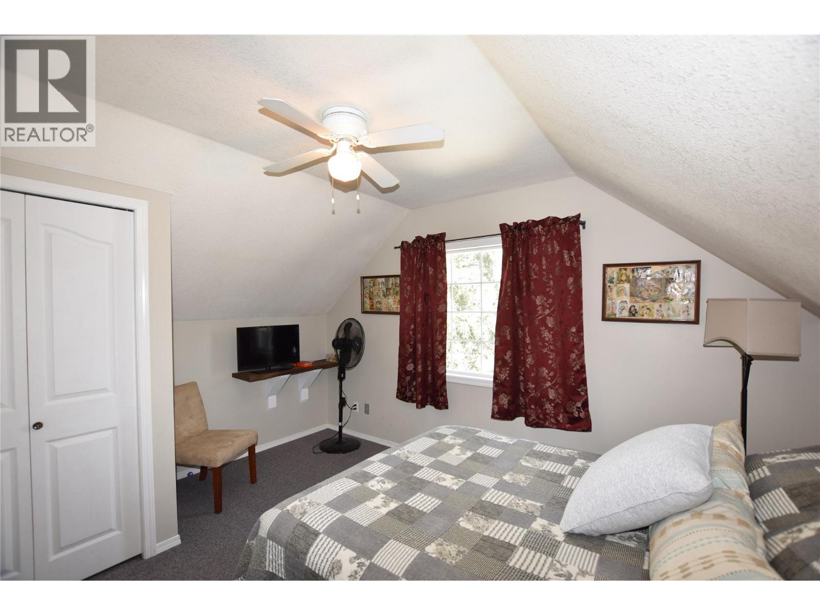 441 Hummingbird Avenue, Vernon, British Columbia  V1H 2A1 - Photo 32 - 10380893