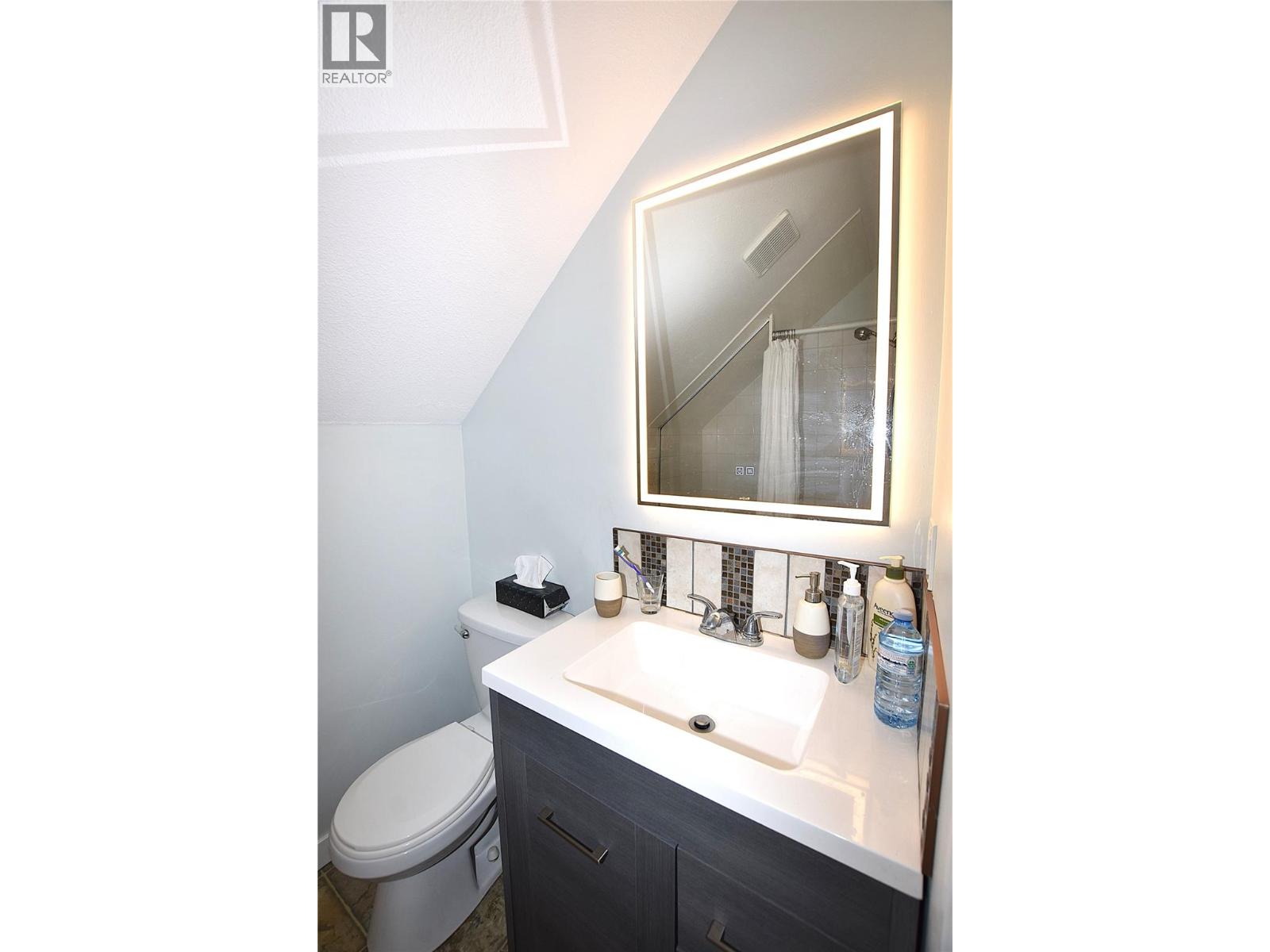 441 Hummingbird Avenue, Vernon, British Columbia  V1H 2A1 - Photo 37 - 10380893