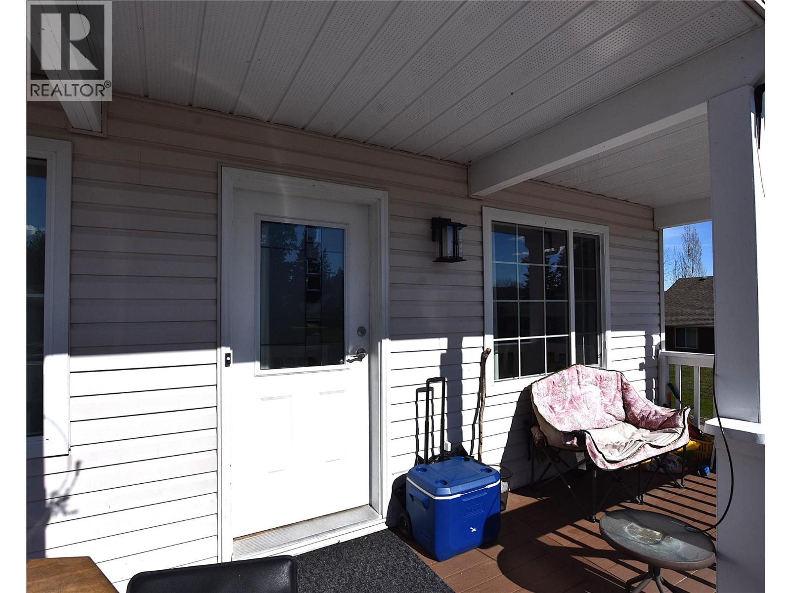 441 Hummingbird Avenue, Vernon, British Columbia  V1H 2A1 - Photo 5 - 10380893