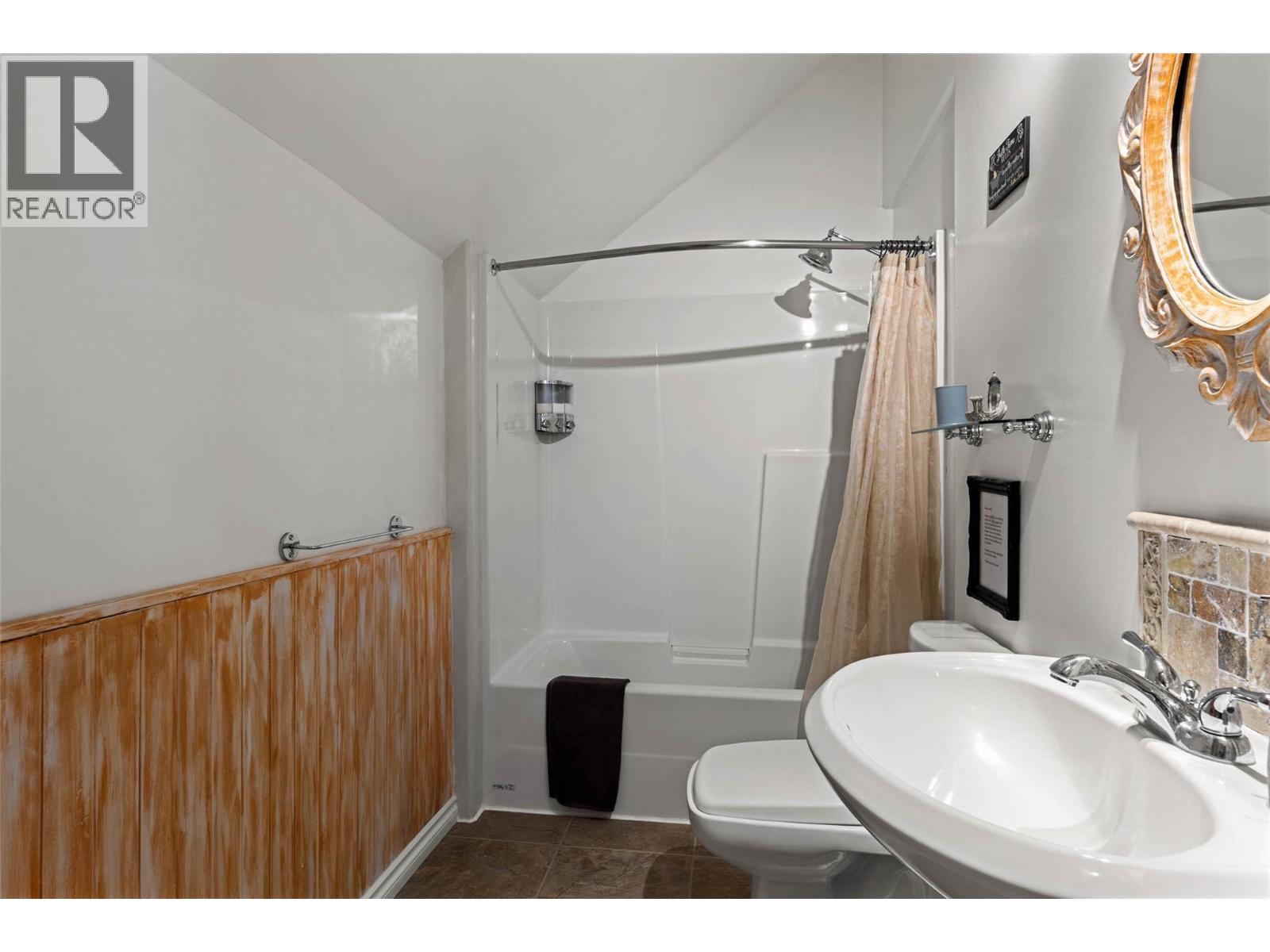 6584 Corral Road, Clearwater, British Columbia  V0E 1N1 - Photo 38 - 10380719