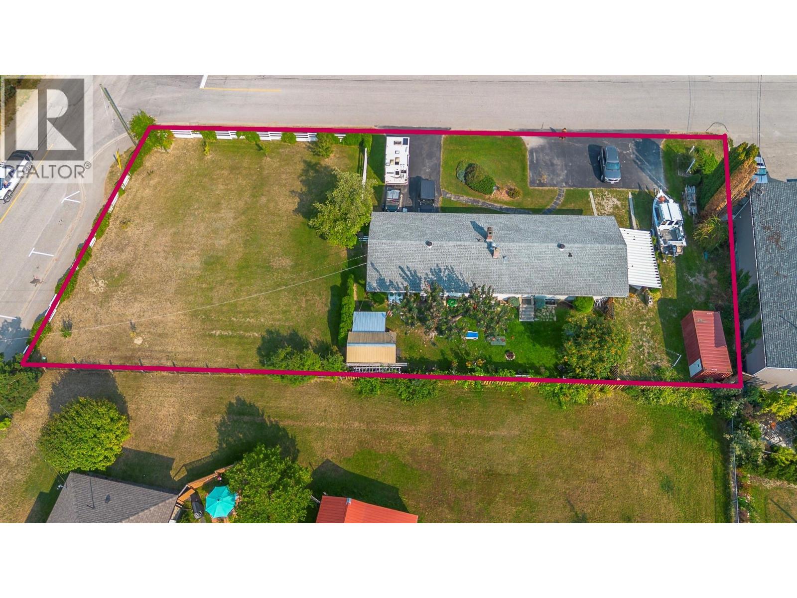 1230 Shuswap Avenue, Sicamous, British Columbia  V0E 2V1 - Photo 2 - 10380947