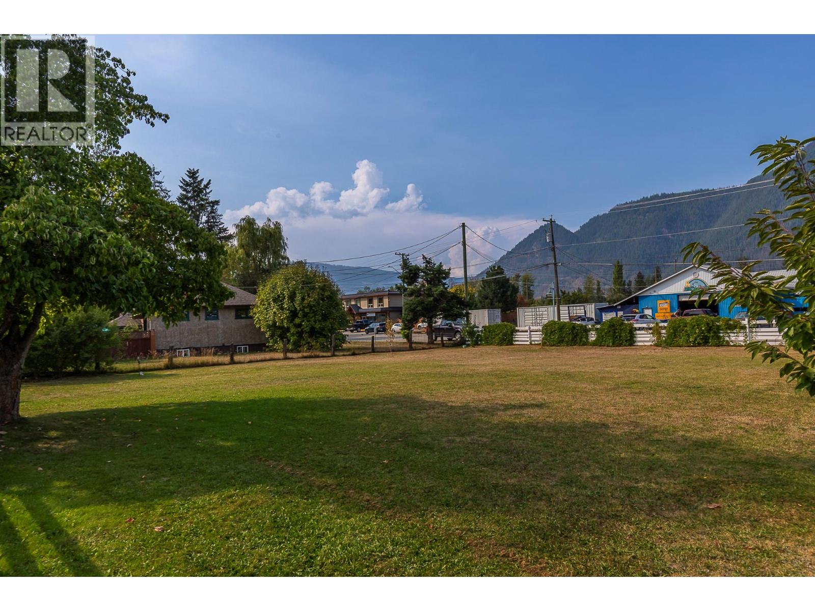 1230 Shuswap Avenue, Sicamous, British Columbia  V0E 2V1 - Photo 44 - 10380947