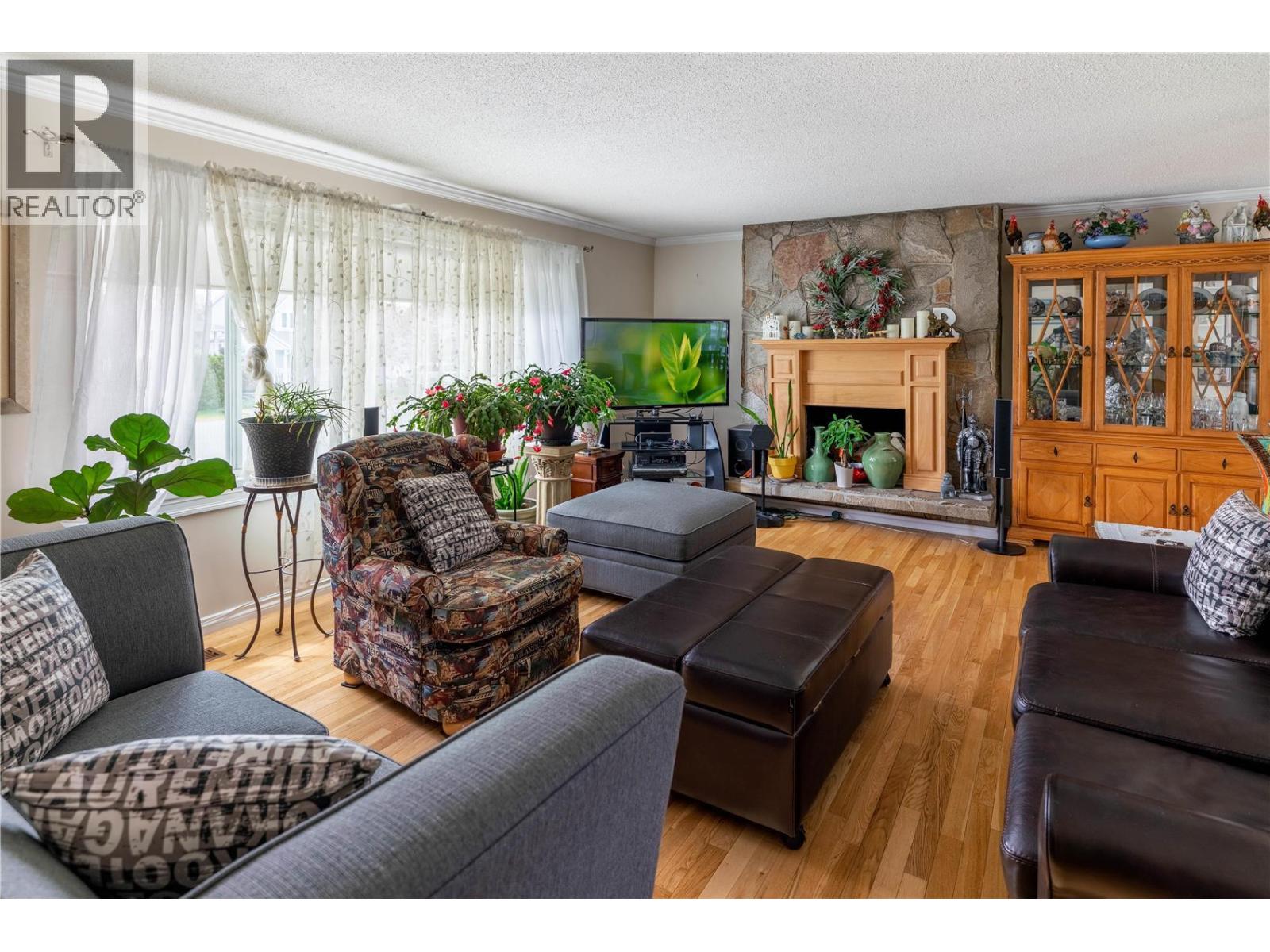 1030 Quesnel Road, Kelowna, British Columbia  V1Y 3J9 - Photo 2 - 10380773