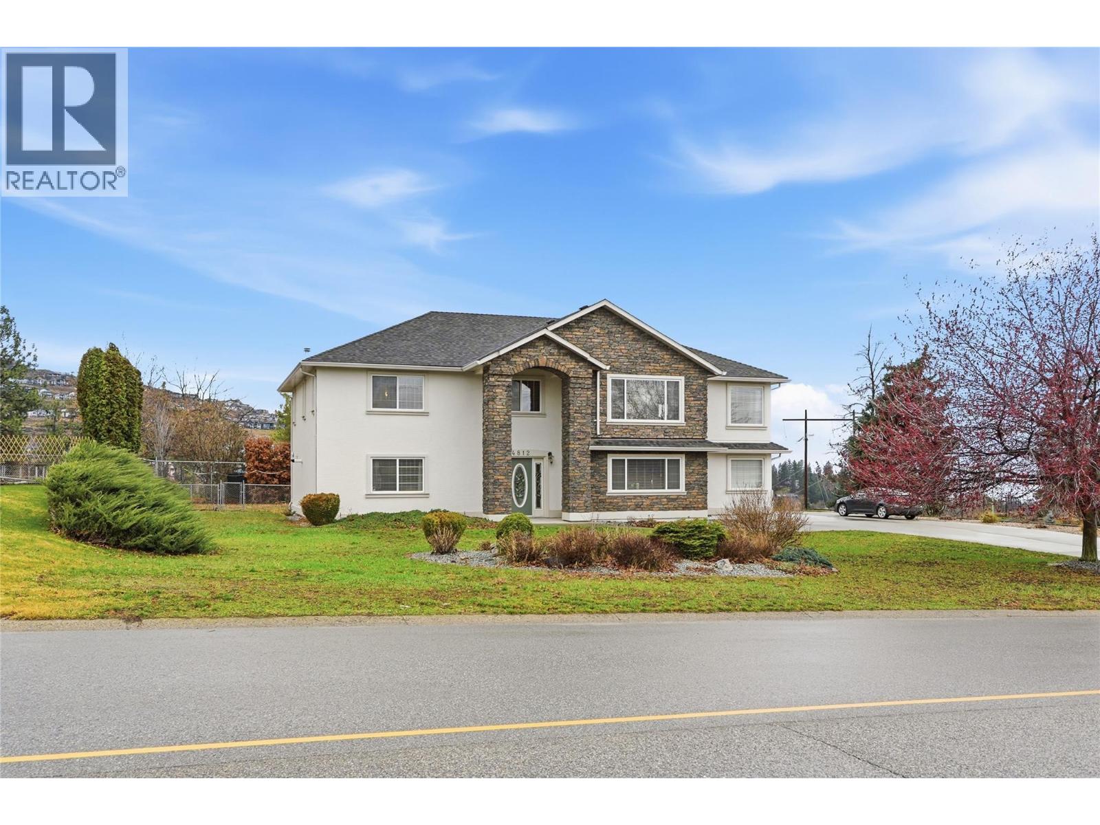 4812 Westridge Drive, Kelowna, British Columbia  V1W 3B5 - Photo 3 - 10380268