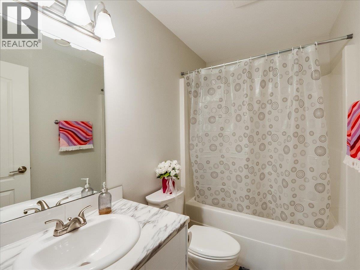 601 12th Avenue, Genelle, British Columbia  V0G 1G0 - Photo 18 - 10380762