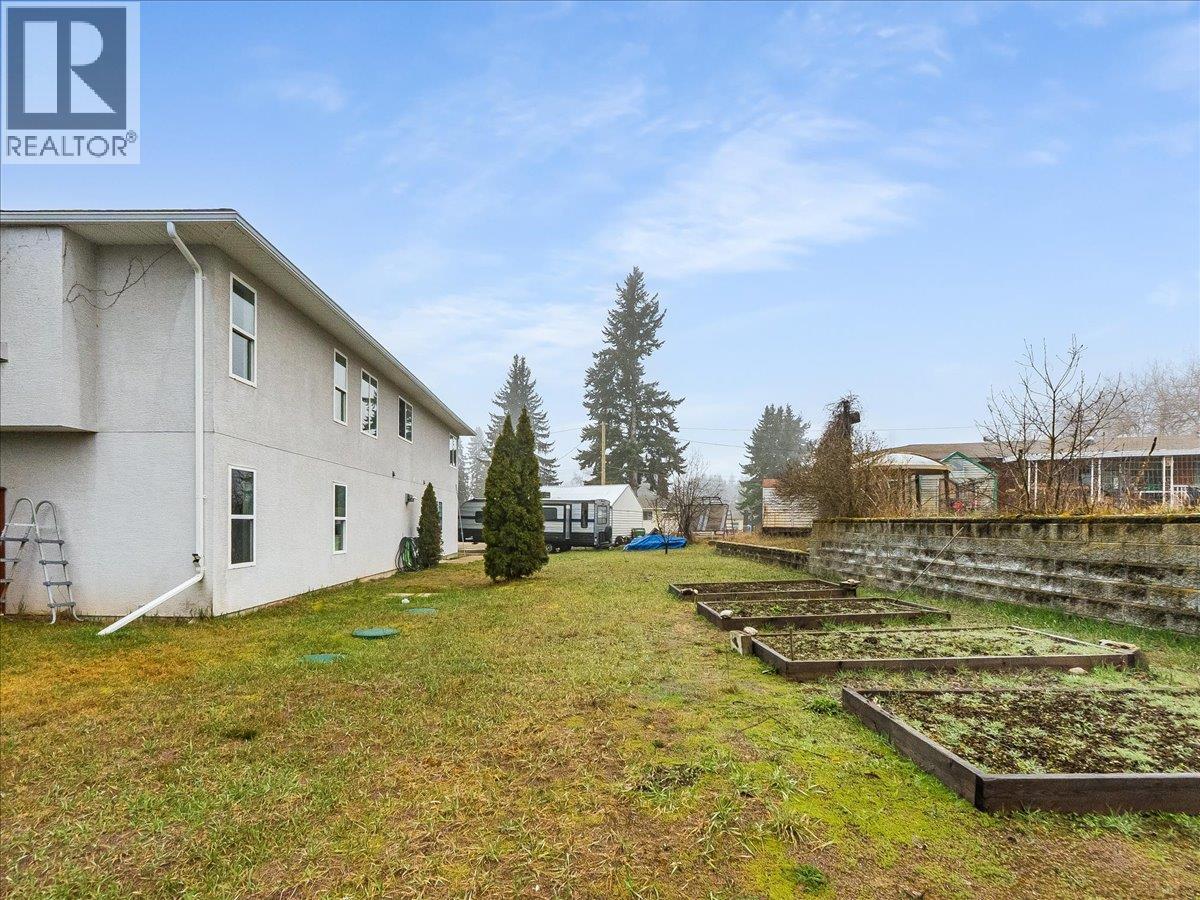 601 12th Avenue, Genelle, British Columbia  V0G 1G0 - Photo 80 - 10380762