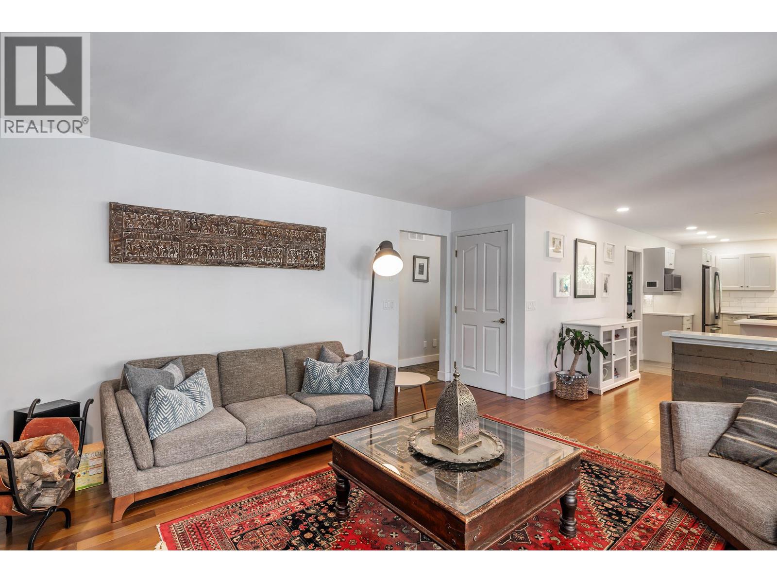 4551 Horak Road, Kelowna, British Columbia  V1W 1S1 - Photo 4 - 10380760