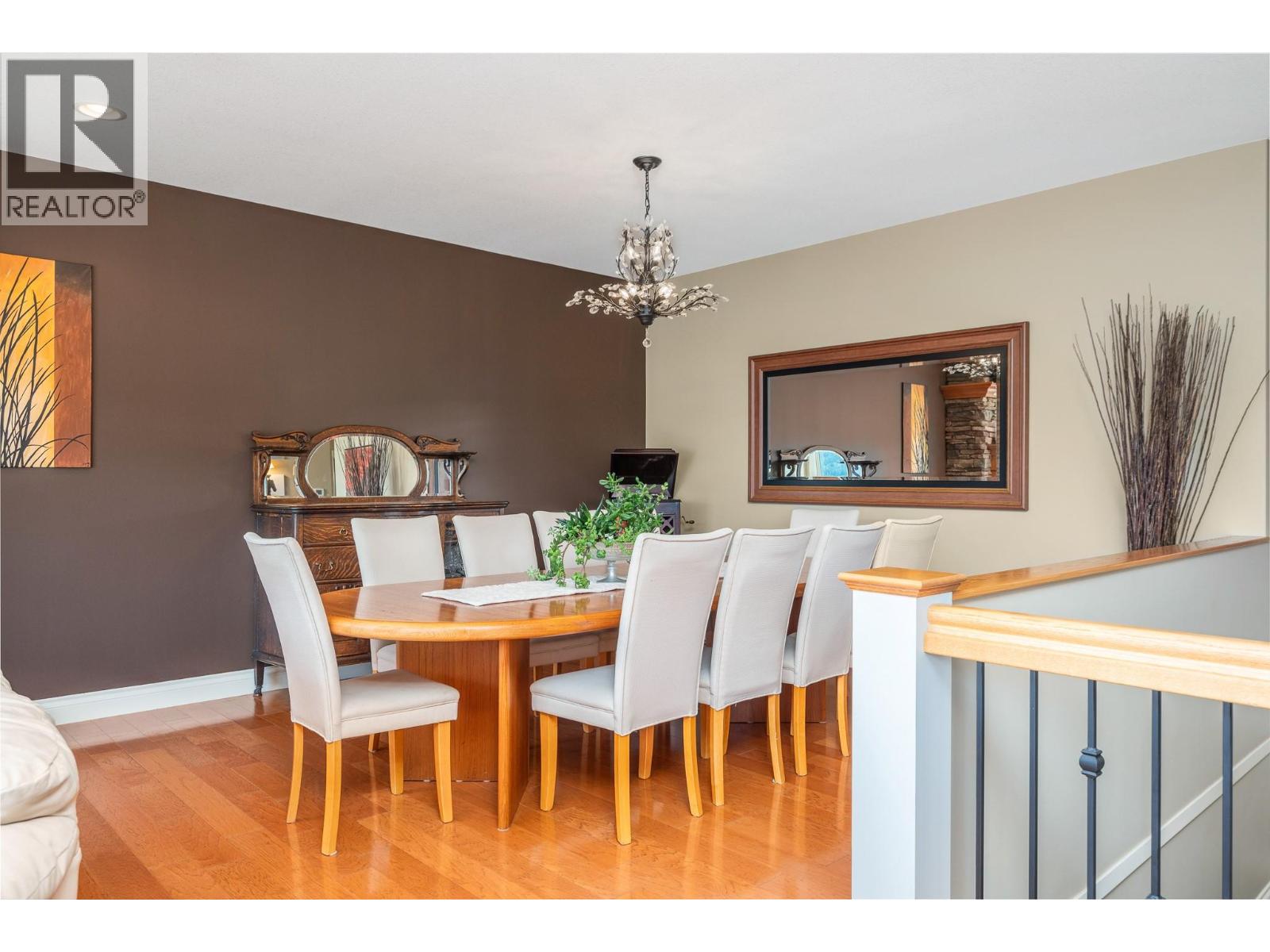7551 Tronson Road, Vernon, British Columbia  V1H 1C4 - Photo 17 - 10376216