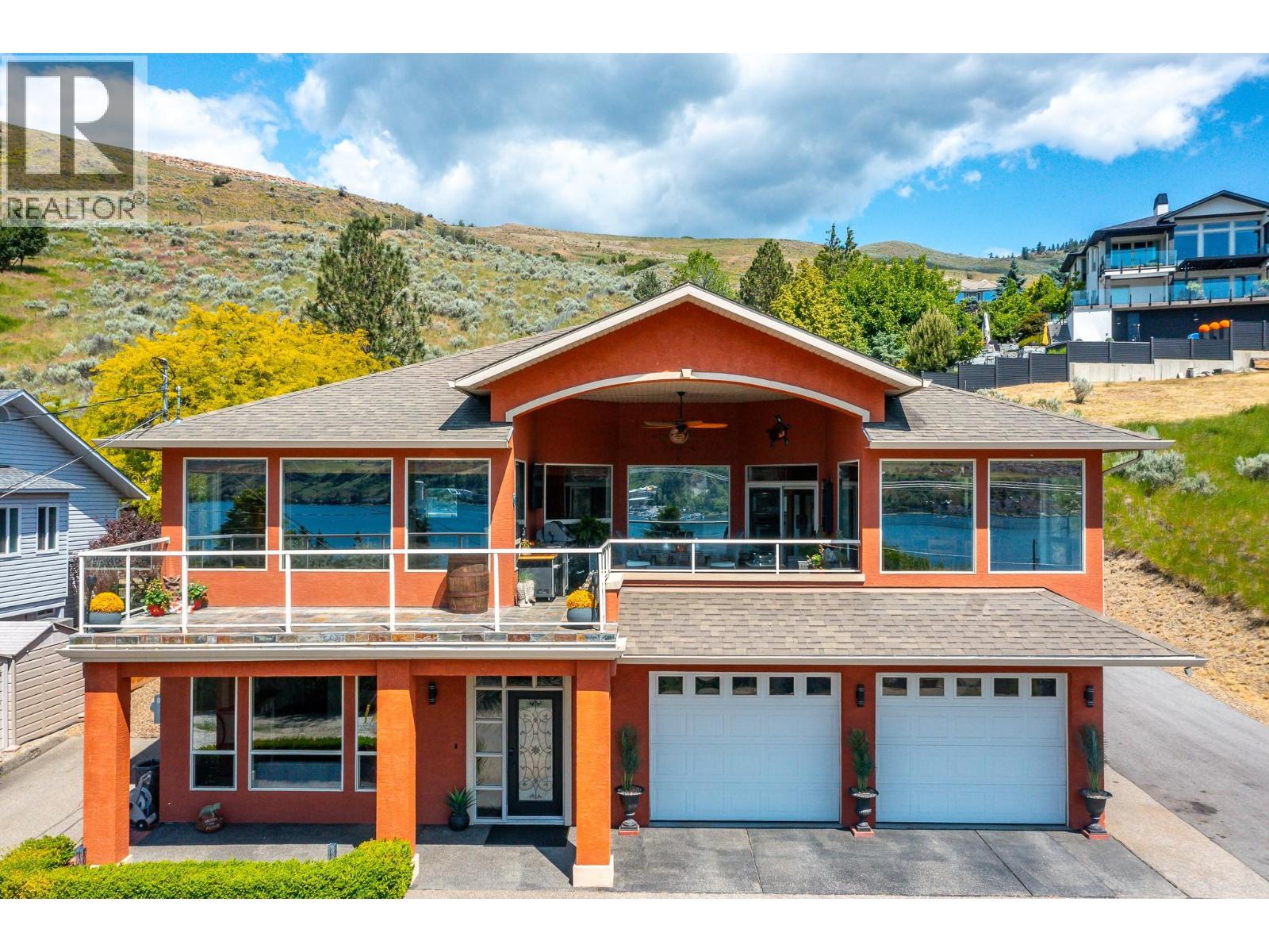 7551 Tronson Road, Vernon, British Columbia  V1H 1C4 - Photo 2 - 10376216