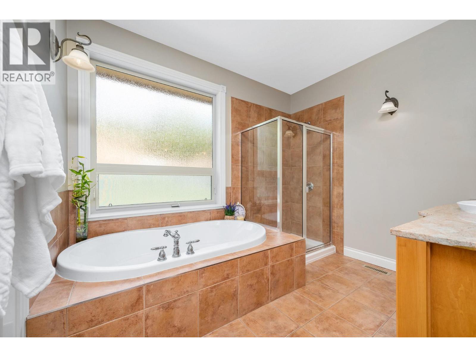 7551 Tronson Road, Vernon, British Columbia  V1H 1C4 - Photo 29 - 10376216