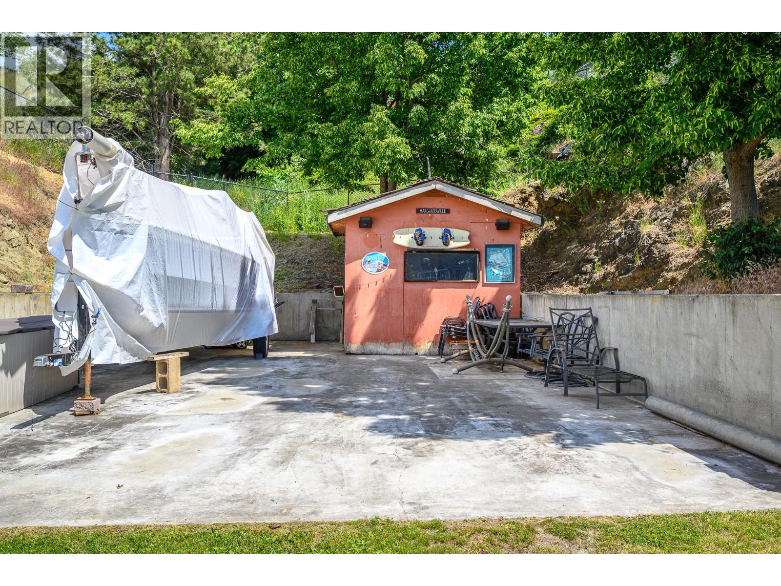 7551 Tronson Road, Vernon, British Columbia  V1H 1C4 - Photo 39 - 10376216