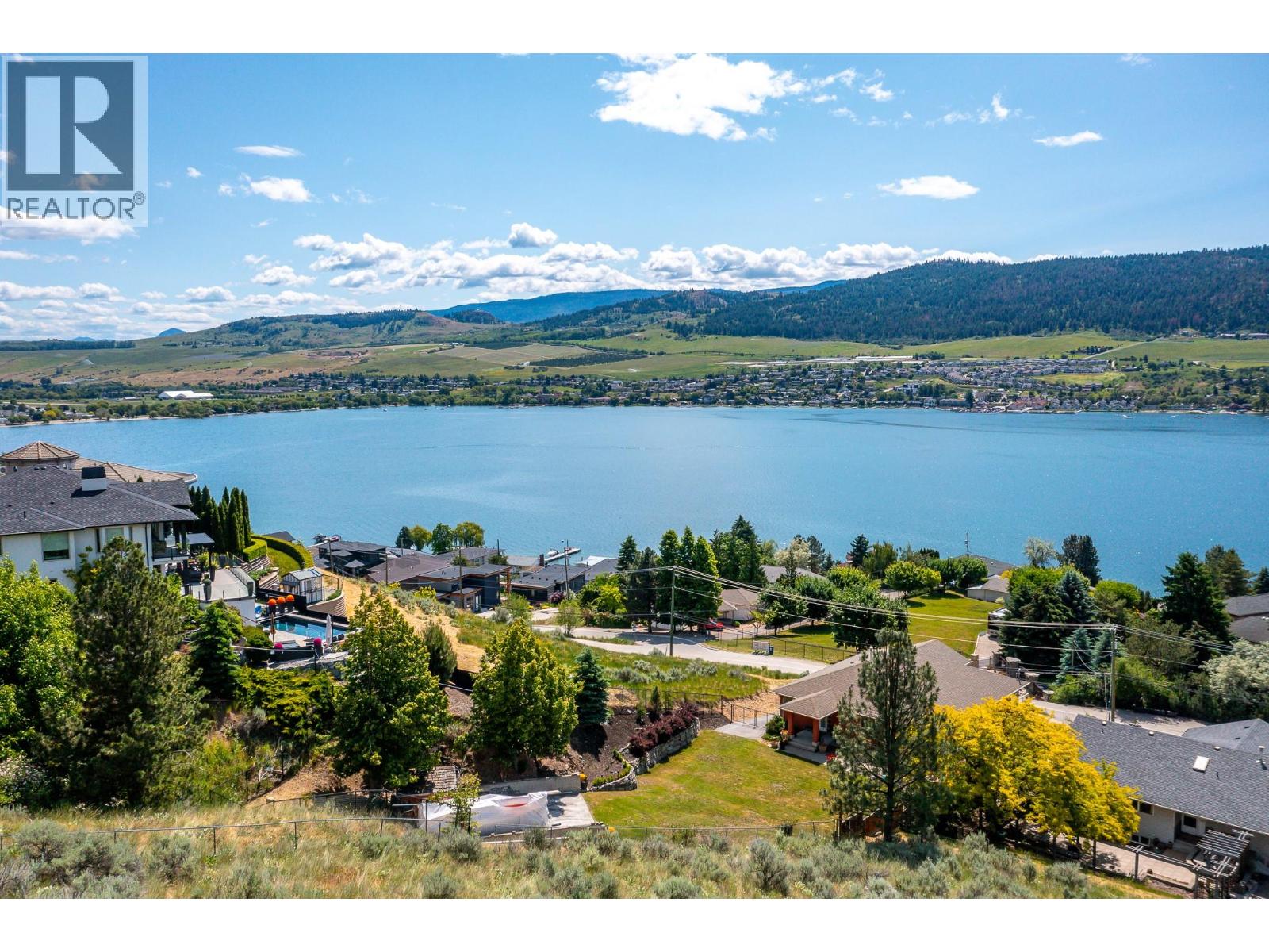 7551 Tronson Road, Vernon, British Columbia  V1H 1C4 - Photo 6 - 10376216