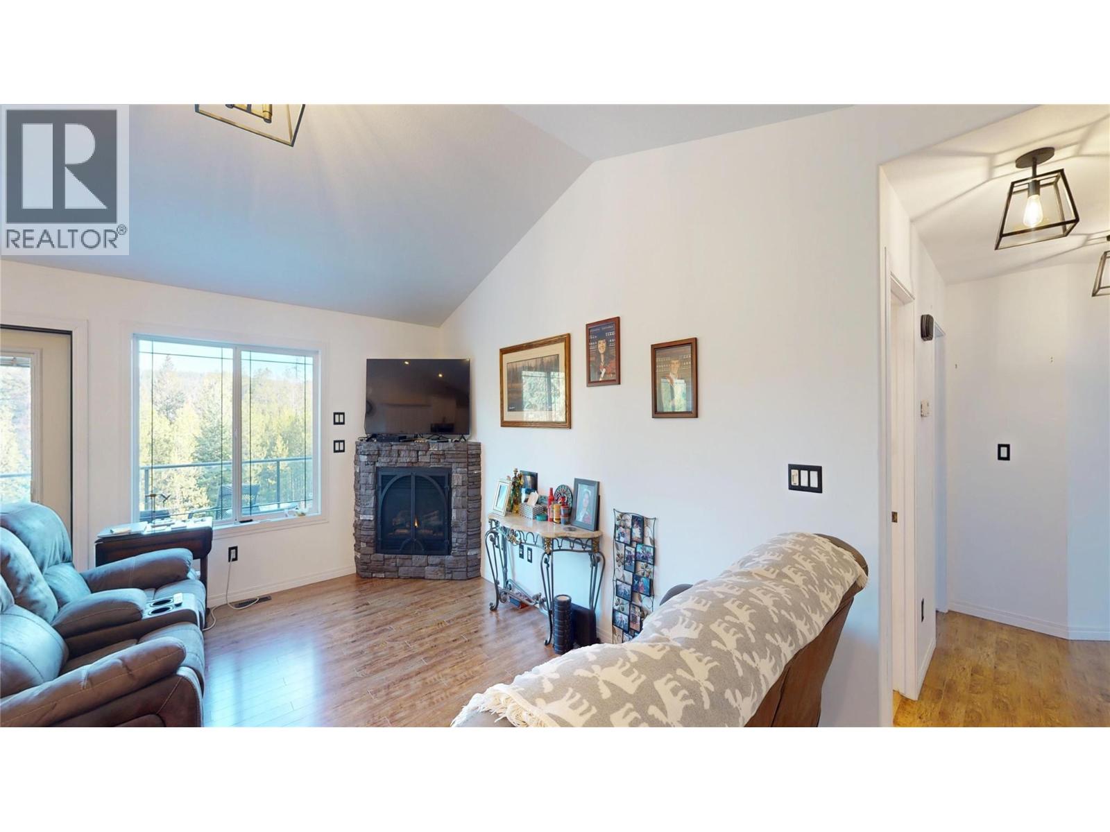 2926 Westview Road, Cranbrook, British Columbia  V1C 7G8 - Photo 14 - 10380727