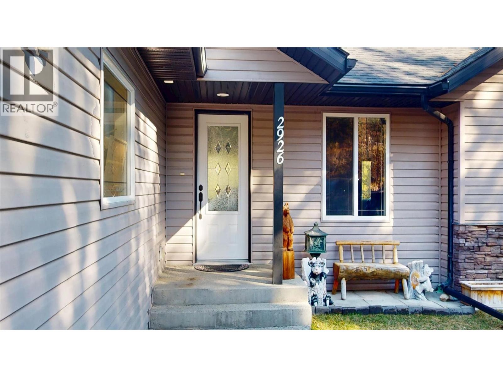 2926 Westview Road, Cranbrook, British Columbia  V1C 7G8 - Photo 2 - 10380727