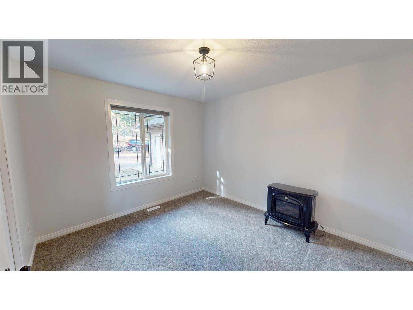 2926 Westview Road, Cranbrook, British Columbia  V1C 7G8 - Photo 21 - 10380727