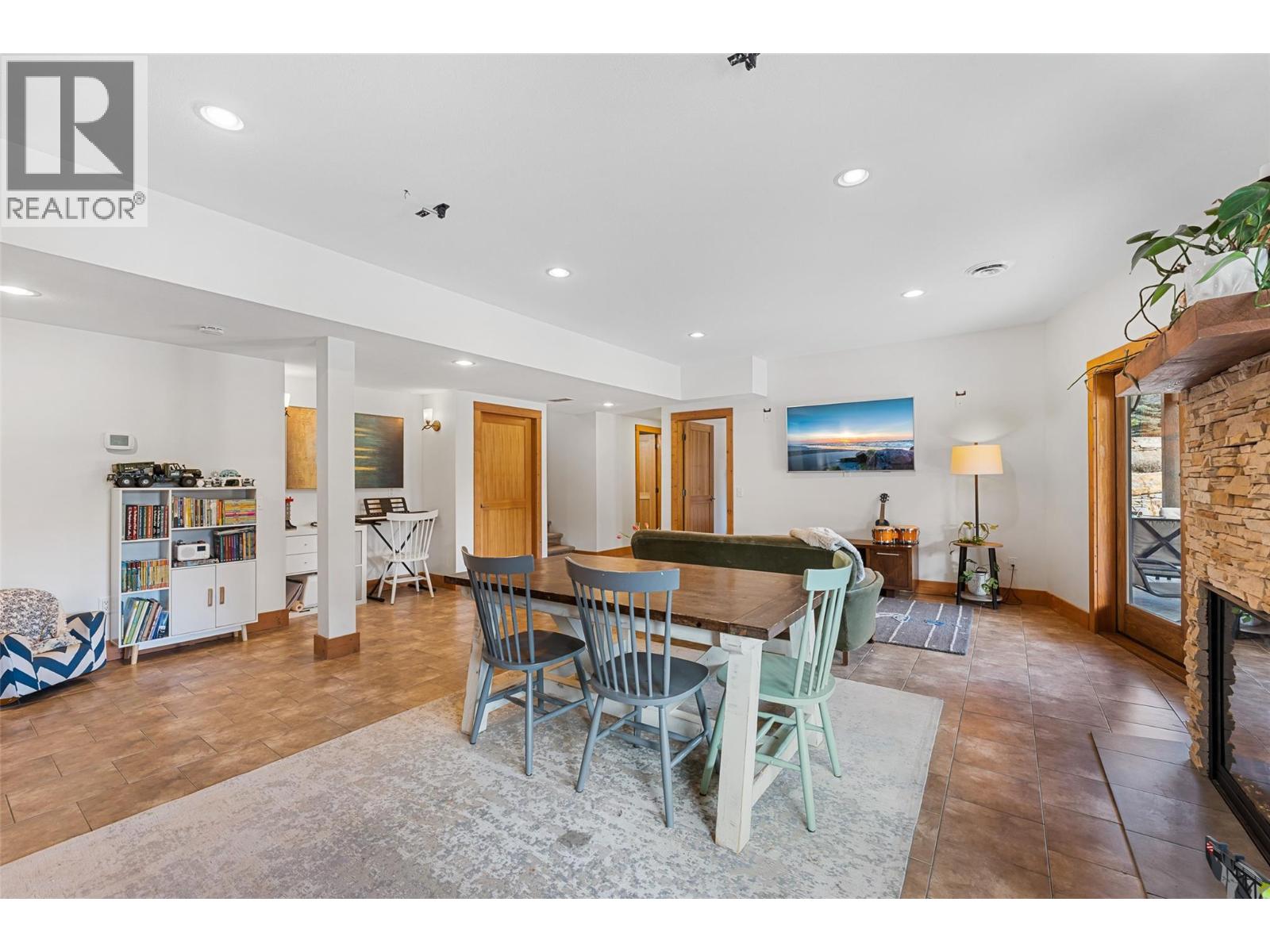 1898 Cardinal Creek Road, Kelowna, British Columbia  V1P 1J3 - Photo 43 - 10380355