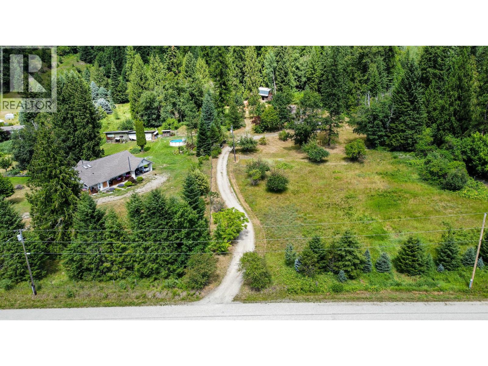 3026 Upper Slocan Park Road, Slocan Park, British Columbia  V0G 2E0 - Photo 6 - 10380713