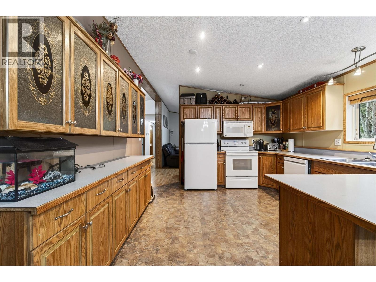 19 West Poirier Road, Mara, British Columbia  V0E 2K0 - Photo 17 - 10380944