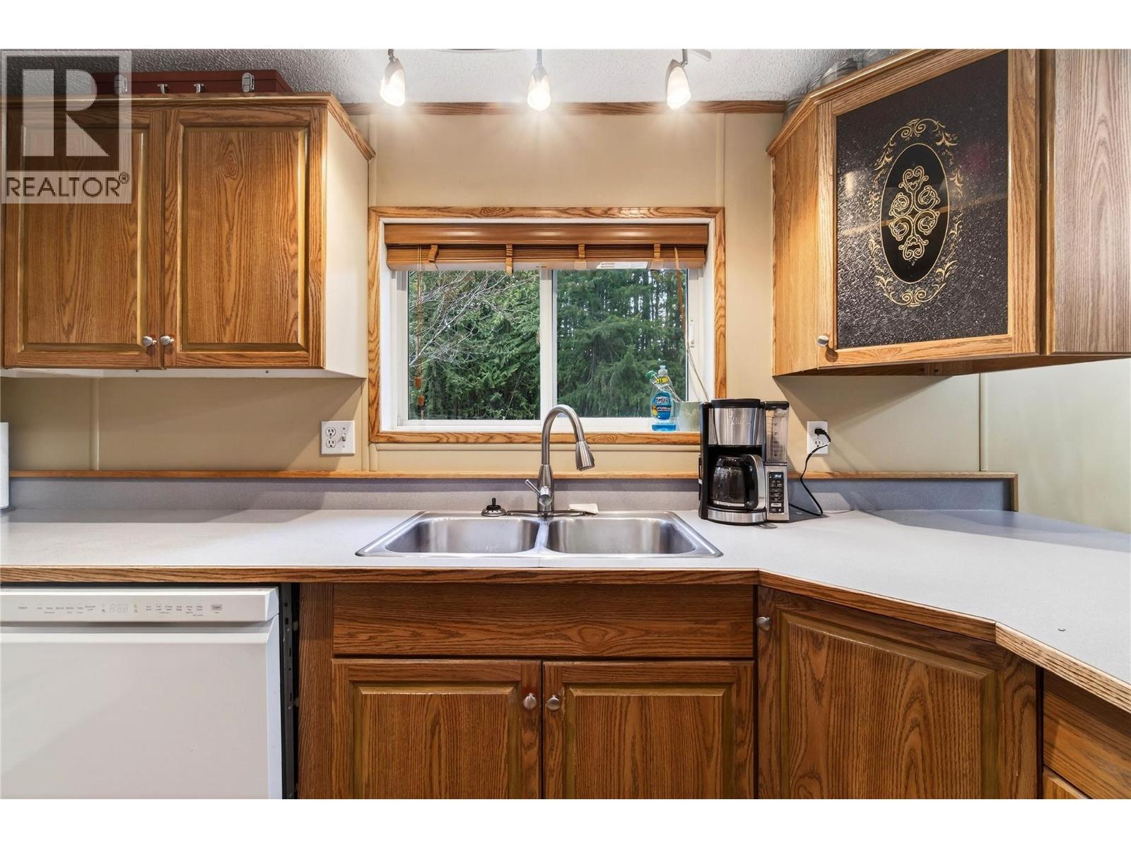 19 West Poirier Road, Mara, British Columbia  V0E 2K0 - Photo 18 - 10380944