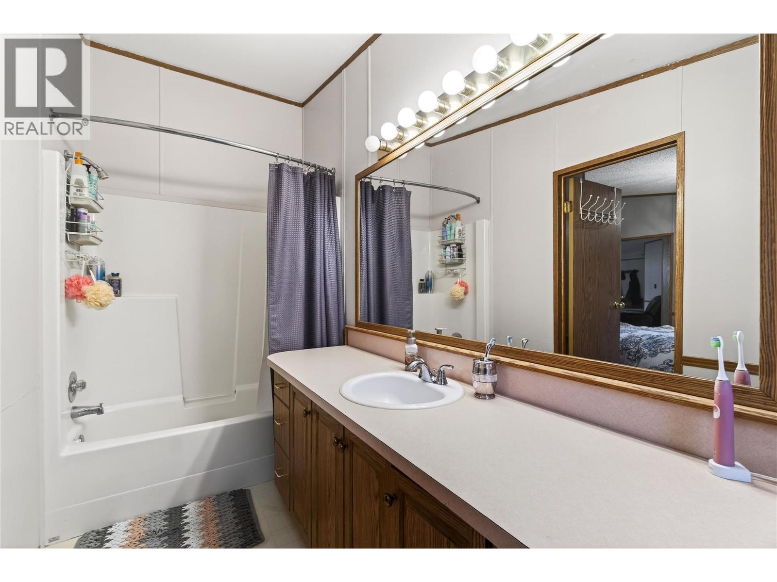 19 West Poirier Road, Mara, British Columbia  V0E 2K0 - Photo 22 - 10380944