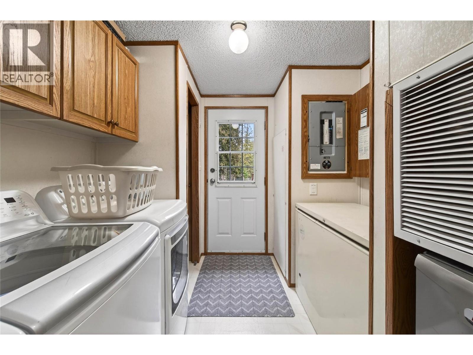 19 West Poirier Road, Mara, British Columbia  V0E 2K0 - Photo 25 - 10380944