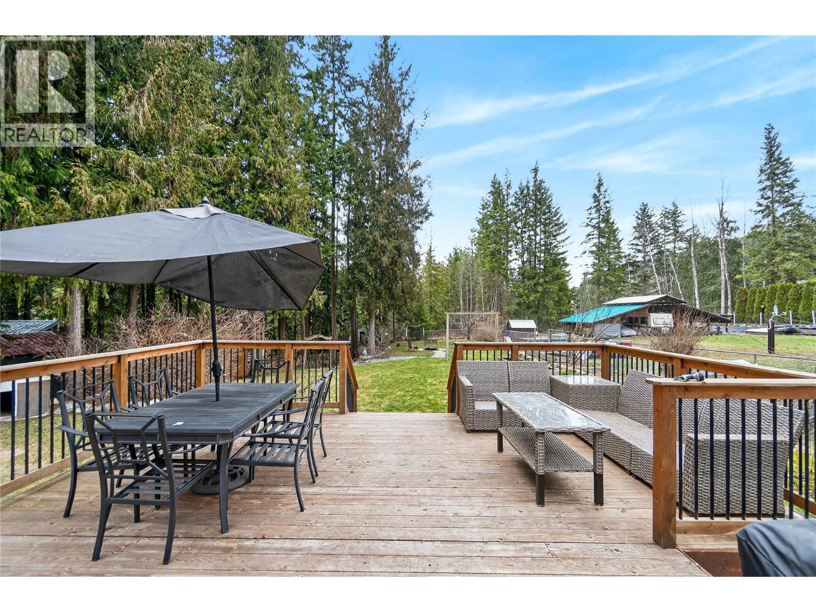 19 West Poirier Road, Mara, British Columbia  V0E 2K0 - Photo 35 - 10380944