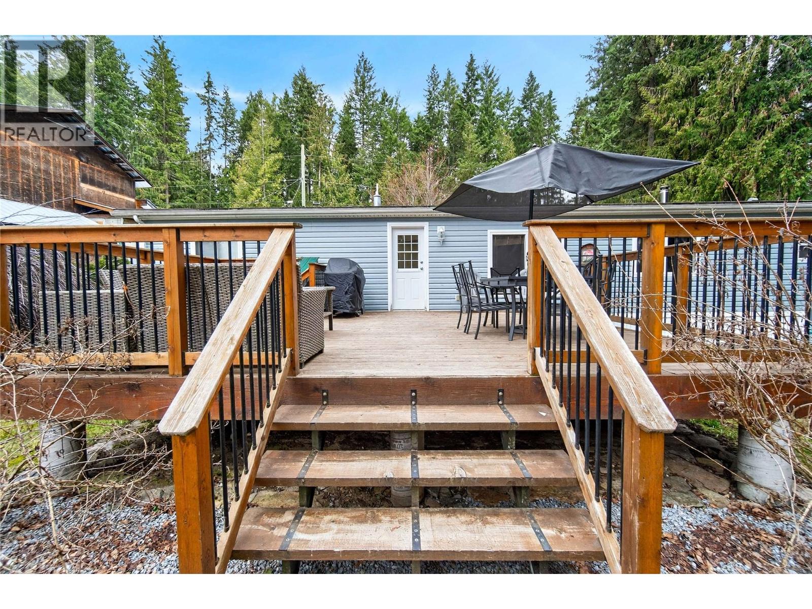 19 West Poirier Road, Mara, British Columbia  V0E 2K0 - Photo 37 - 10380944