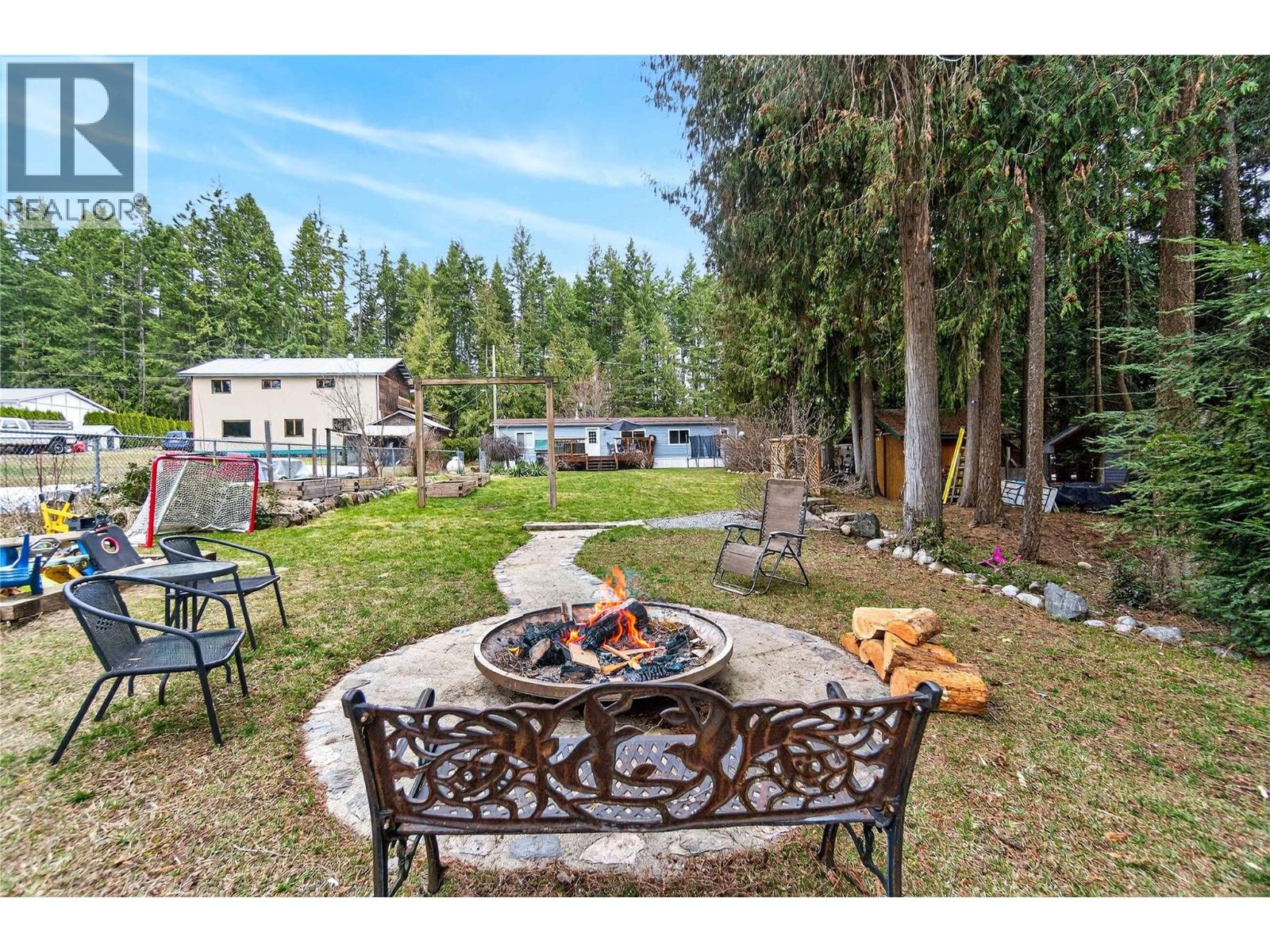 19 West Poirier Road, Mara, British Columbia  V0E 2K0 - Photo 46 - 10380944