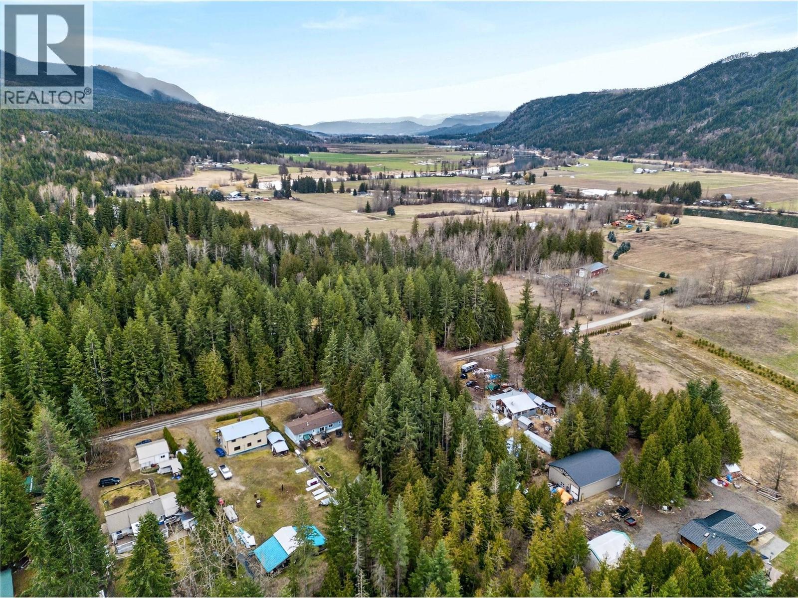 19 West Poirier Road, Mara, British Columbia  V0E 2K0 - Photo 58 - 10380944