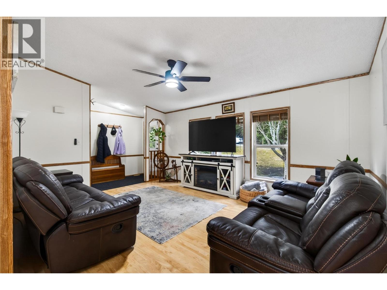 19 West Poirier Road, Mara, British Columbia  V0E 2K0 - Photo 6 - 10380944