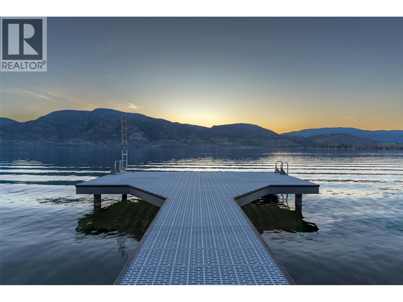 4037 Lakeside Road, Penticton, British Columbia  V2A 8W3 - Photo 1 - 10380867