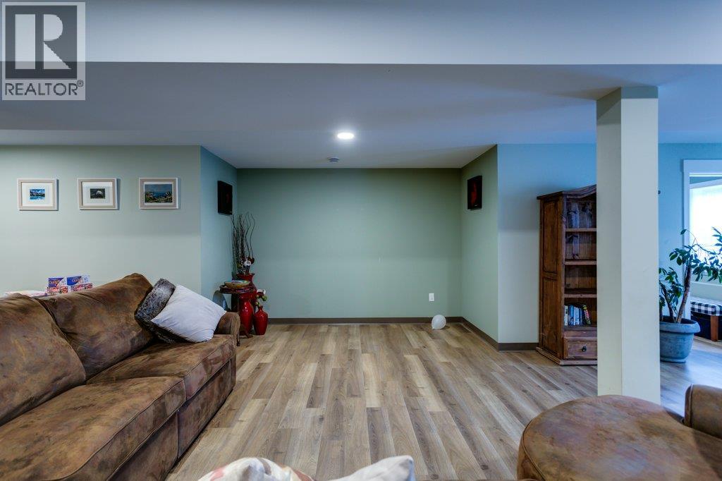 750 Firwood Road, Kelowna, British Columbia  V1Z 3V5 - Photo 45 - 10380848