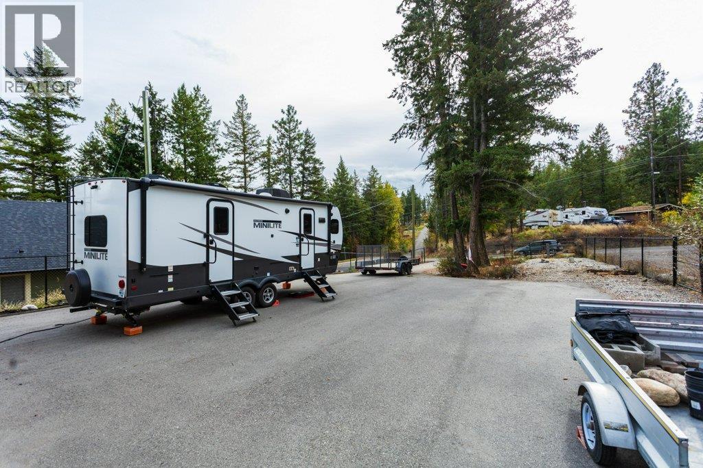 750 Firwood Road, Kelowna, British Columbia  V1Z 3V5 - Photo 8 - 10380848