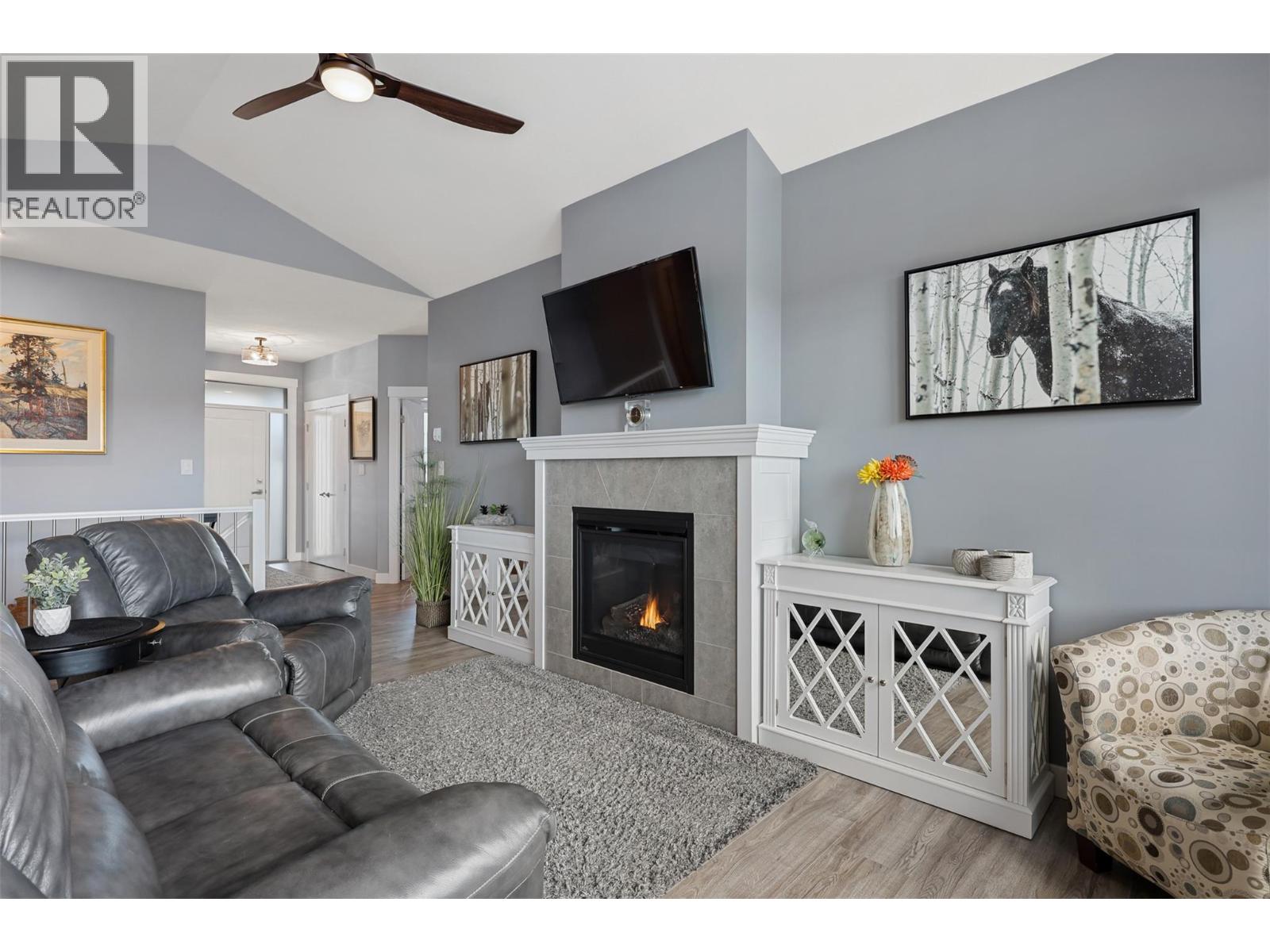 428 Daladon Drive, Logan Lake, British Columbia  V0K 1W0 - Photo 4 - 10380616