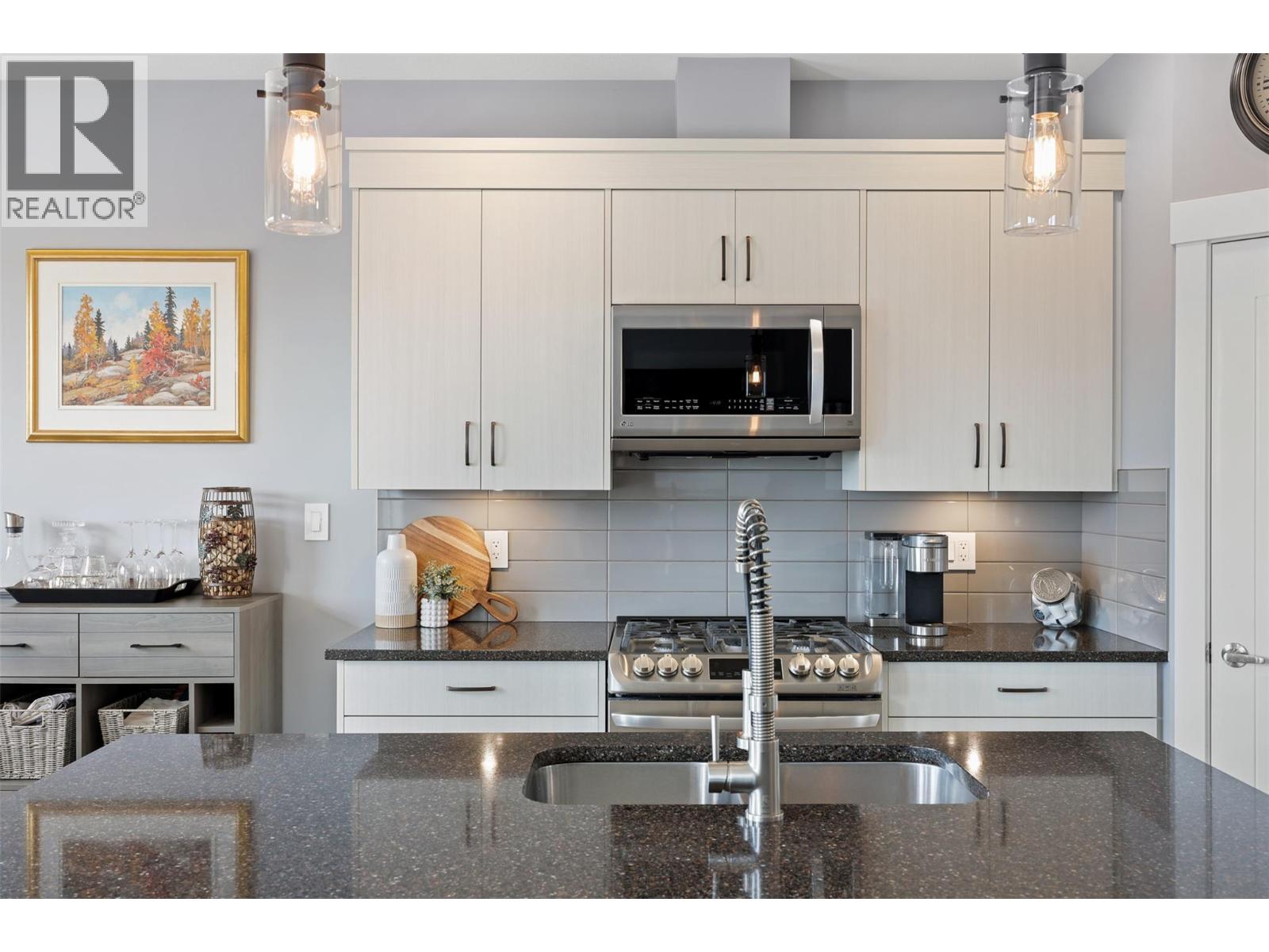 428 Daladon Drive, Logan Lake, British Columbia  V0K 1W0 - Photo 8 - 10380616