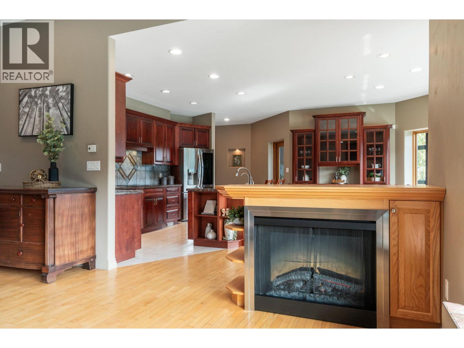 3918 Parri Road, Sorrento, British Columbia  V0E 2W0 - Photo 30 - 10380349