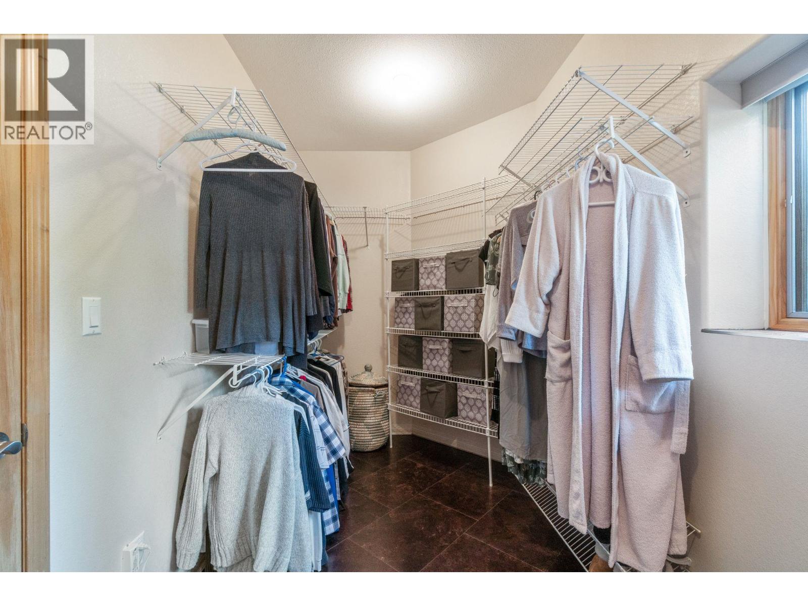 3918 Parri Road, Sorrento, British Columbia  V0E 2W0 - Photo 39 - 10380349