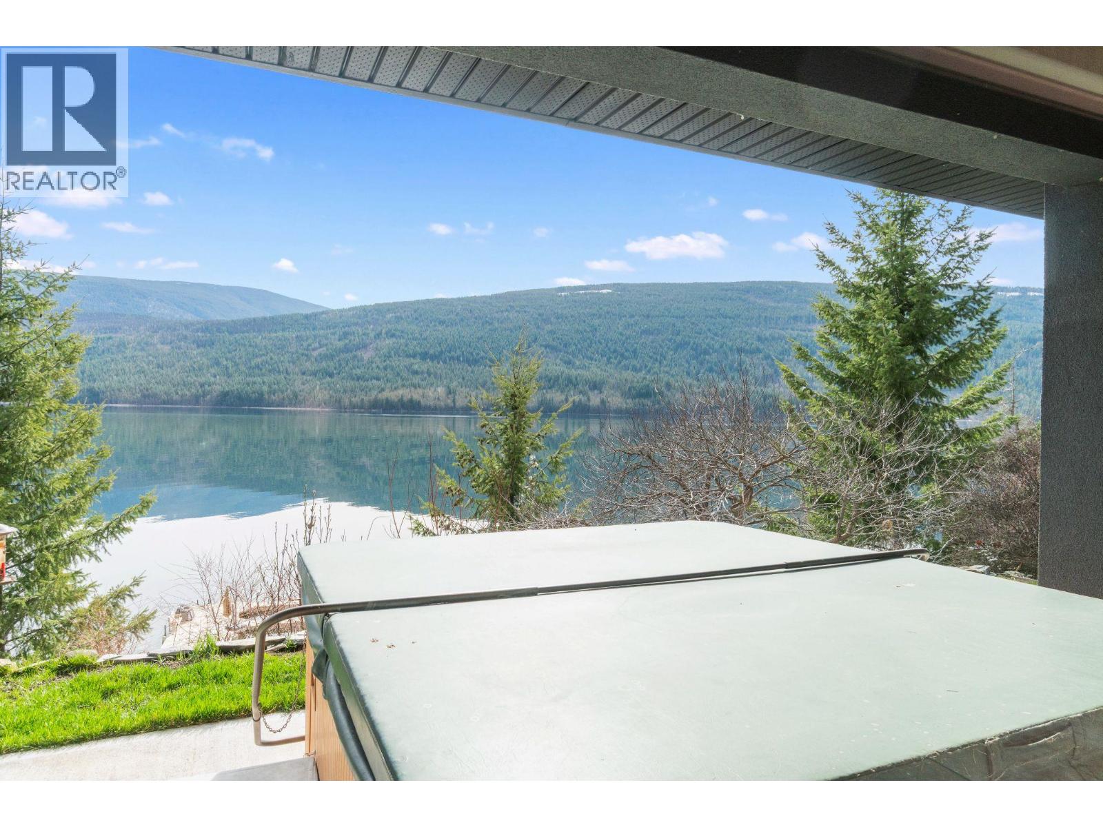 3918 Parri Road, Sorrento, British Columbia  V0E 2W0 - Photo 60 - 10380349