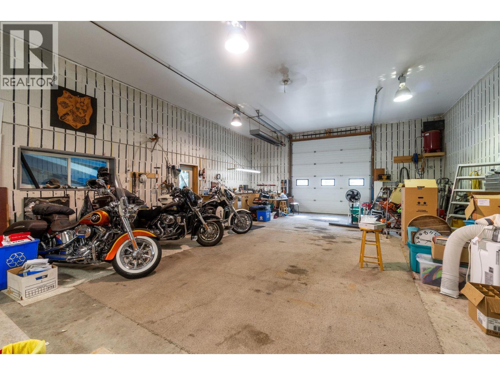 3918 Parri Road, Sorrento, British Columbia  V0E 2W0 - Photo 64 - 10380349