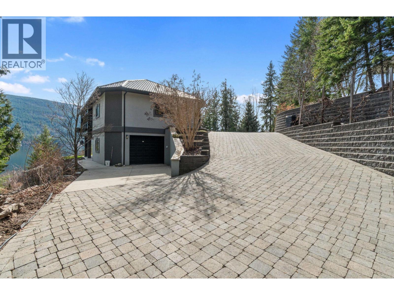 3918 Parri Road, Sorrento, British Columbia  V0E 2W0 - Photo 68 - 10380349