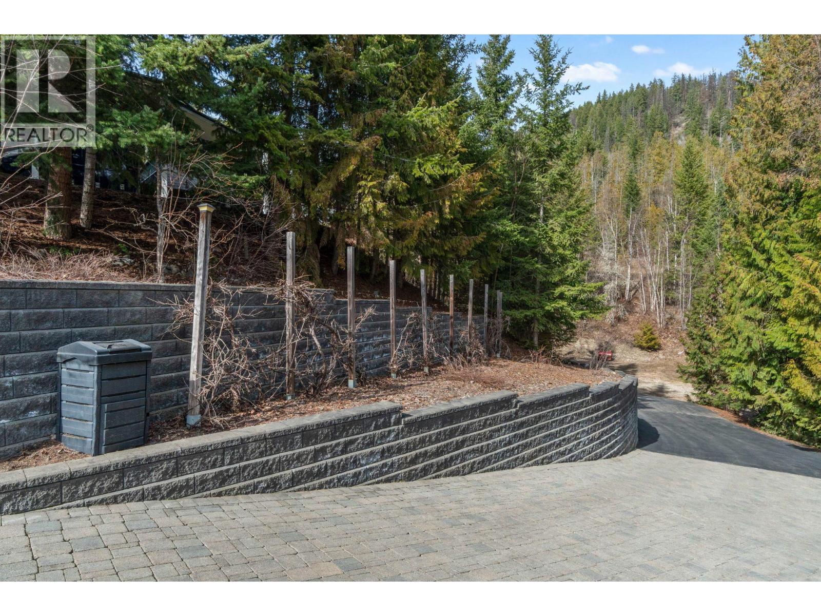 3918 Parri Road, Sorrento, British Columbia  V0E 2W0 - Photo 80 - 10380349