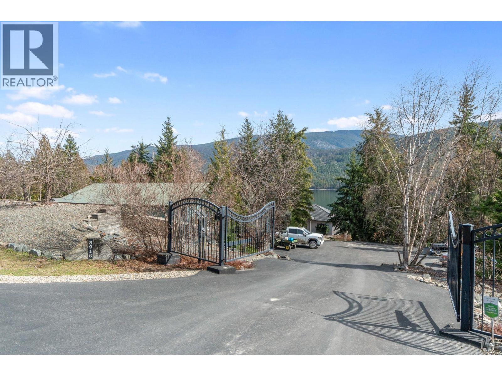 3918 Parri Road, Sorrento, British Columbia  V0E 2W0 - Photo 82 - 10380349